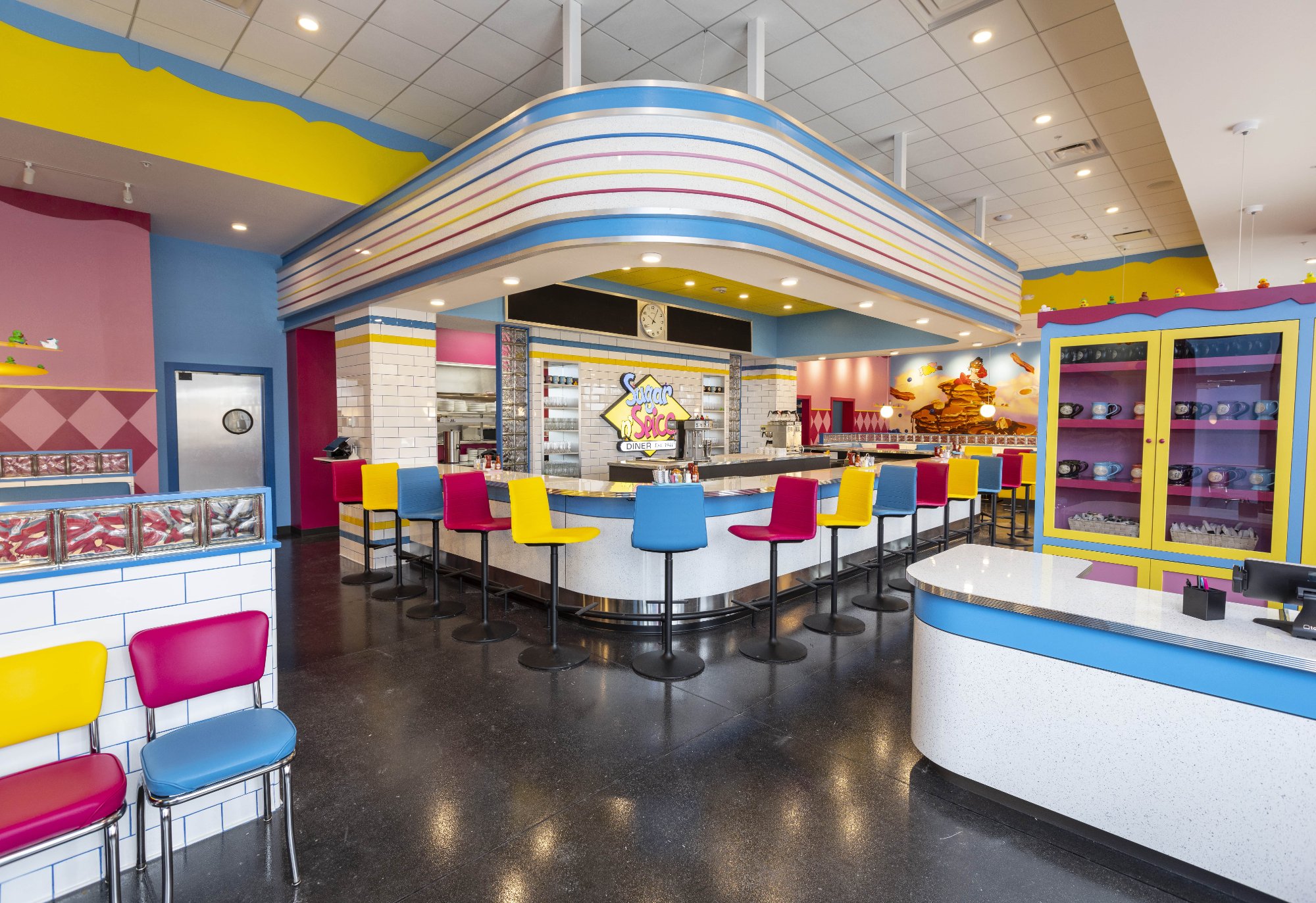 Sugar n' Spice Blue Ash interior